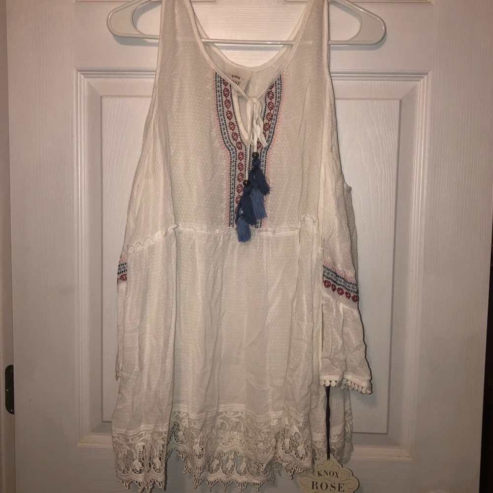 Knox Rose Shoulder Cut Out Blouse